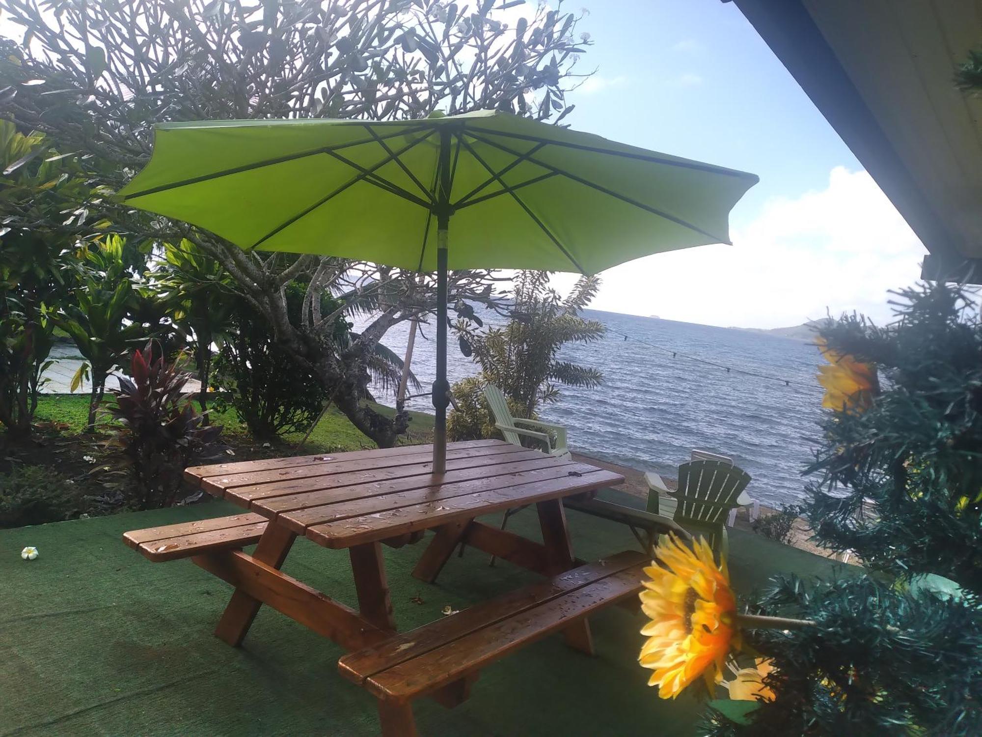 Villa De La Baie Raiatea Uturoa Buitenkant foto