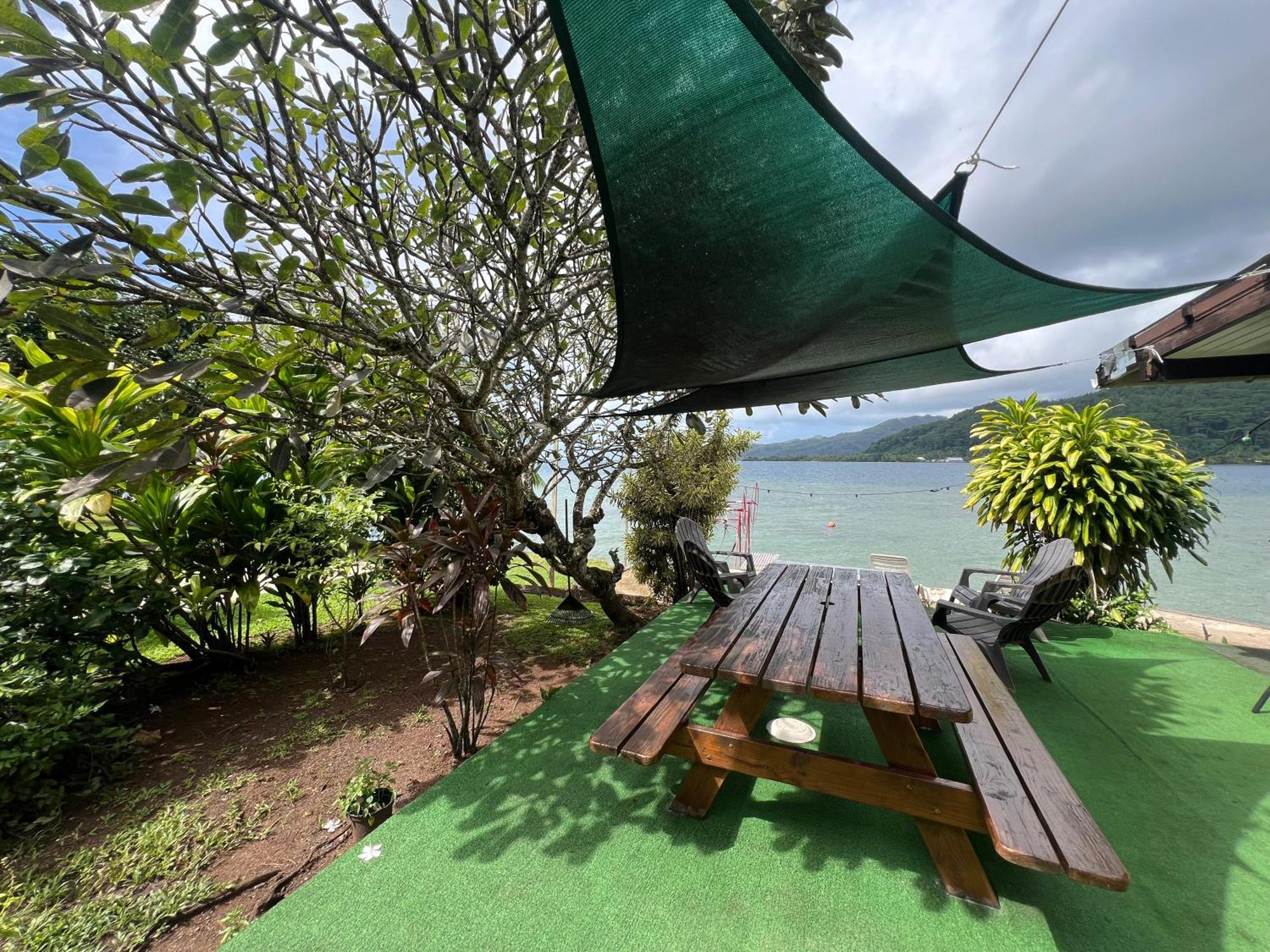Villa De La Baie Raiatea Uturoa Buitenkant foto