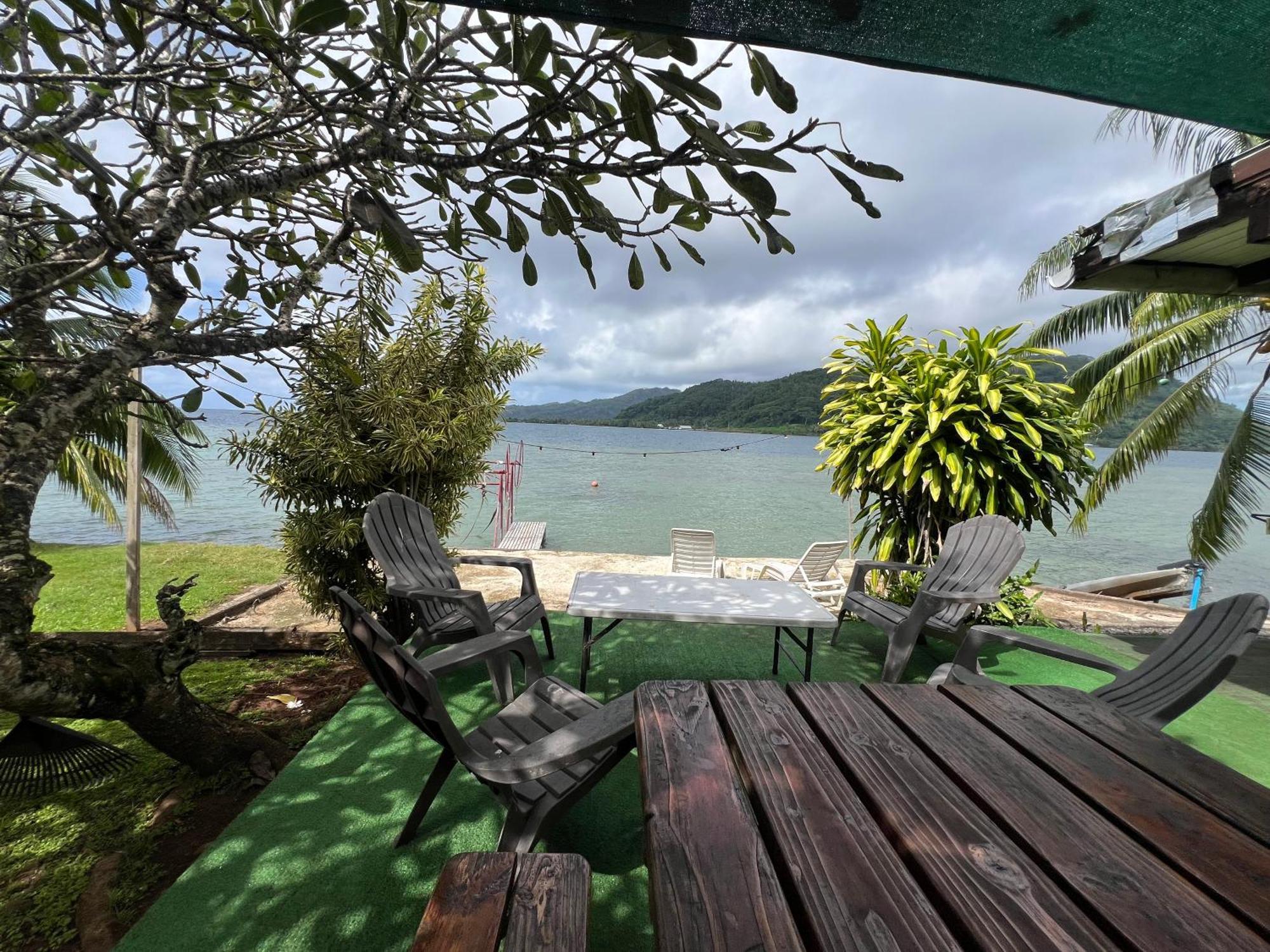 Villa De La Baie Raiatea Uturoa Buitenkant foto