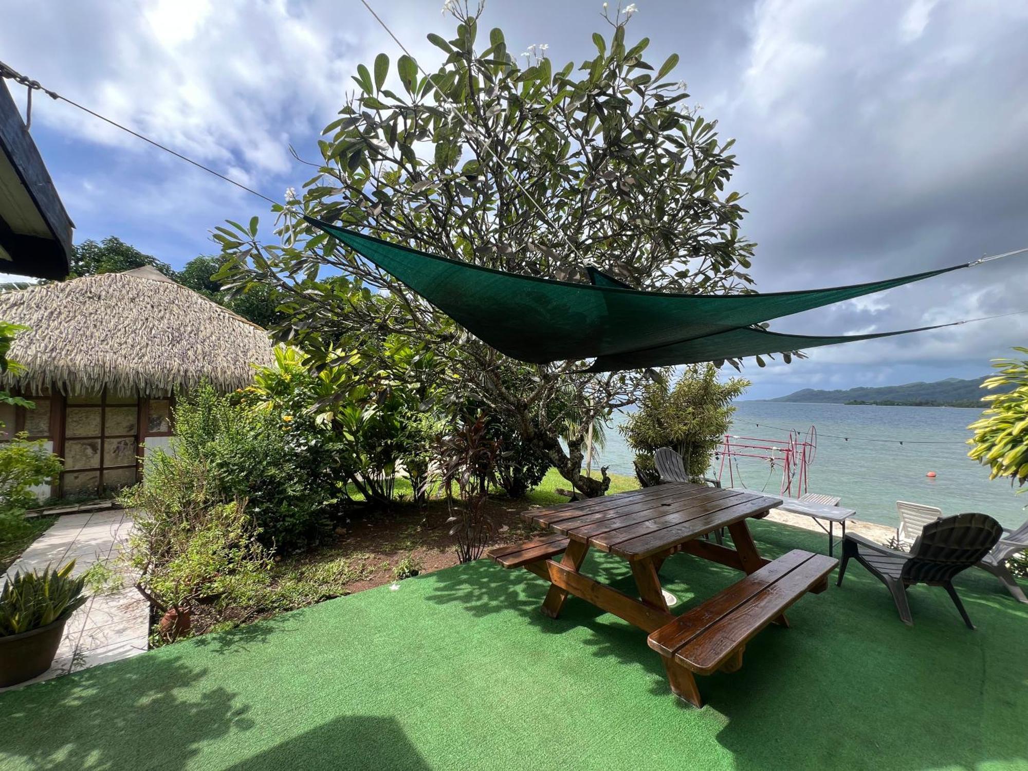 Villa De La Baie Raiatea Uturoa Buitenkant foto